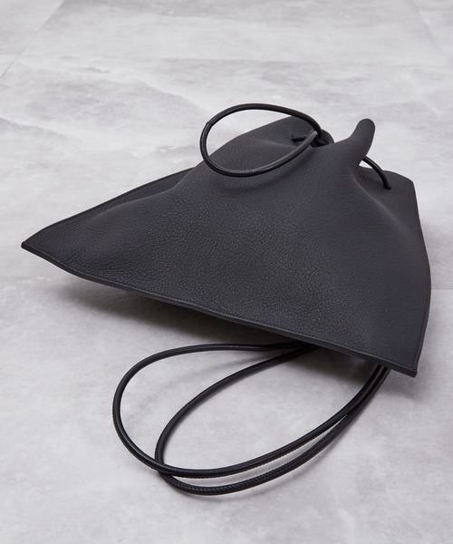 ITTI（イッチ）の「ITTI イッチ / HERRIE KINCHAKU SHOULDER -MM / DIPLO SKY / ヘリー巾着ショルダーバッグ / ディプロスカイ / ITTI-BAG-115-DS（ショルダーバッグ・メンズ・ブラック/アイボリー/グレイッシュベージュ・FREE）」の9枚目の写真