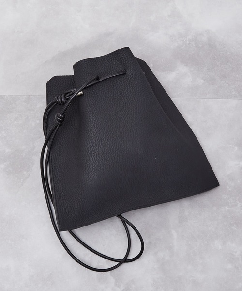 ITTI（イッチ）の「ITTI イッチ / HERRIE KINCHAKU SHOULDER -MM / DIPLO SKY / ヘリー巾着ショルダーバッグ / ディプロスカイ / ITTI-BAG-115-DS（ショルダーバッグ・メンズ・ブラック/アイボリー/グレイッシュベージュ・FREE）」の10枚目の写真
