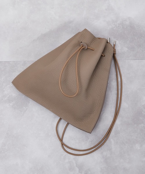 ITTI（イッチ）の「ITTI イッチ / HERRIE KINCHAKU SHOULDER -MM / DIPLO SKY / ヘリー巾着ショルダーバッグ / ディプロスカイ / ITTI-BAG-115-DS（ショルダーバッグ・メンズ・ブラック/アイボリー/グレイッシュベージュ・FREE）」の18枚目の写真