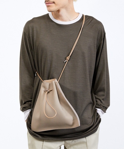ITTI（イッチ）の「ITTI イッチ / HERRIE KINCHAKU SHOULDER -MM / DIPLO SKY / ヘリー巾着ショルダーバッグ / ディプロスカイ / ITTI-BAG-115-DS（ショルダーバッグ・メンズ・ブラック/アイボリー/グレイッシュベージュ・FREE）」の21枚目の写真