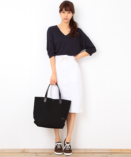 B:MING by BEAMS(ビーミングバイビームス)の「ビーミング by ビームス / リヨセルVネックチュニック(Tシャツ/カットソー・レディース・ホワイト/ケリー/ネイビー・ONE SIZE)」の7枚目の写真