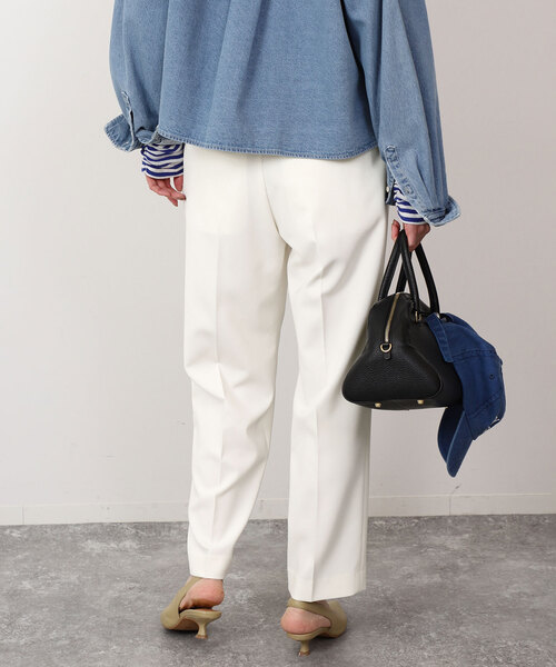 SLOBE IENA（スローブイエナ）の「ダブルクロスセンタープレスパンツ（その他パンツ・レディース・グリーン/ホワイト・38/36）」の4枚目の写真