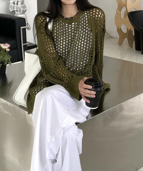 Ritzy(リッツィー)の「オーバーサイズ かぎ編みトップス(その他トップス・レディース・カーキ/ブラック/ホワイト/チャコールグレー・FREE)」の11枚目の写真