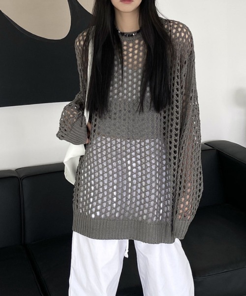 Ritzy(リッツィー)の「オーバーサイズ かぎ編みトップス(その他トップス・レディース・カーキ/ブラック/ホワイト/チャコールグレー・FREE)」の16枚目の写真