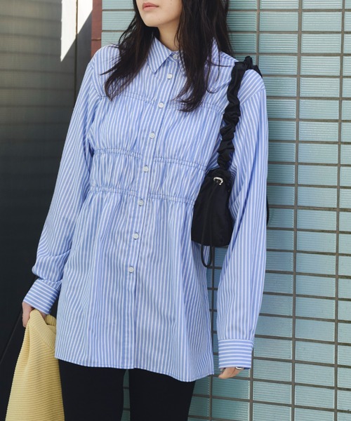 Auntie Rosa Holiday(アンティローザホリデー)の「ストライプシャーリングビスチェシャツ(シャツ/ブラウス・レディース・ネイビー/ブルー・FREE)」の4枚目の写真