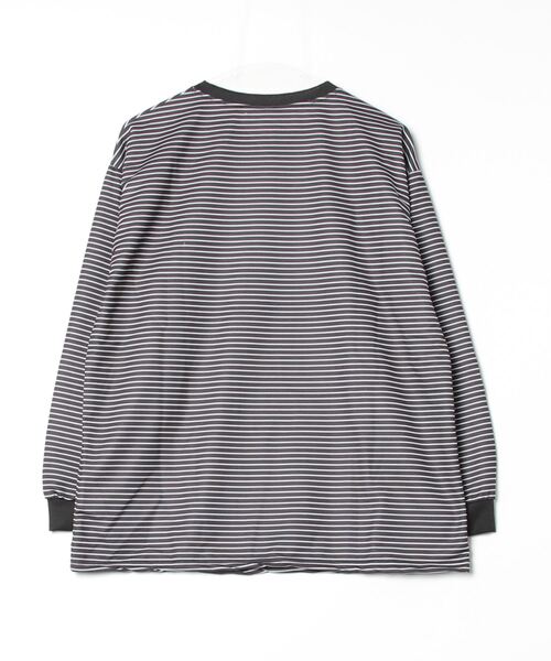 Per sist ence(パーシエンス)の「ワンポイントボーダー BIG長袖Tシャツ(Tシャツ/カットソー・レディース・ホワイト/ブラック・FREE)」の3枚目の写真