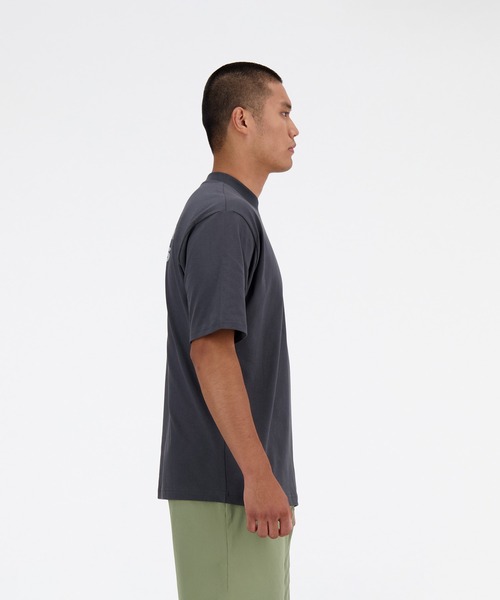 NEW BALANCE（ニューバランス）の「Shifted オーバーサイズ ショートスリーブTシャツ（Tシャツ/カットソー・メンズ・ホワイト/ブラック・SMALL/XX-LARGE/X-LARGE/LARGE/MEDIUM）」の3枚目の写真