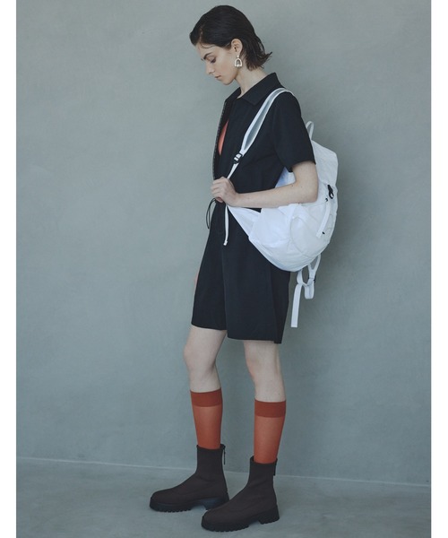 emmi(エミ)の「撥水パッカブルライトバックパック(バックパック/リュック・レディース・ターコイズブルー/ブラック/ホワイト/モカ・FREE)」の22枚目の写真