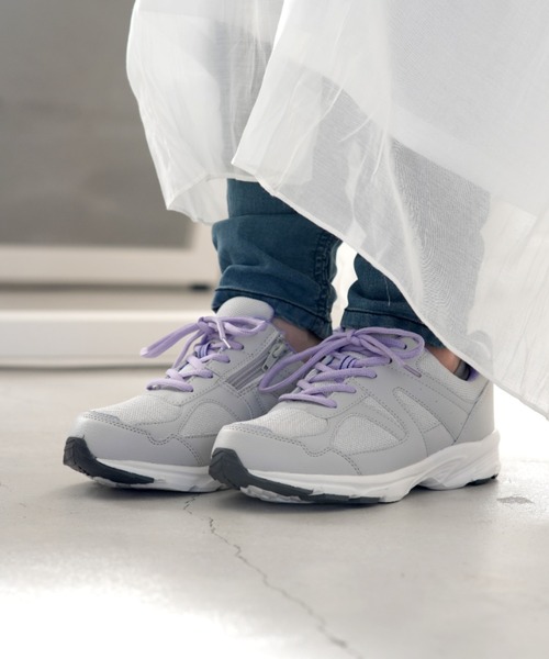 SLACK FOOTWEAR（スラックフットウェア）の「【LEFACILE】防水厚底スニーカー（スニーカー・レディース・ライトグレー/ブラック・23/24/22.5/24.5/23.5）」の17枚目の写真