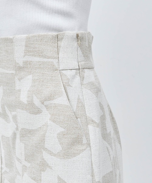 ROPE'（ロペ）の「ポケット付きタイトスカート（キカ柄/無地）（スカート・レディース・ベージュ系その他/ブラック系その他・36/38/40）」の17枚目の写真