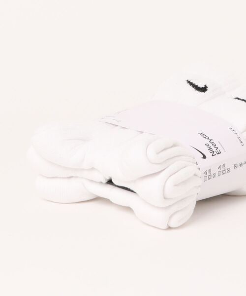 NIKE（ナイキ）の「《NIKEアパレル》6PYAエブリデイクッションクルーソックス（ソックス/靴下・メンズ・ホワイト/ブラック・23-25/21-23）」の4枚目の写真