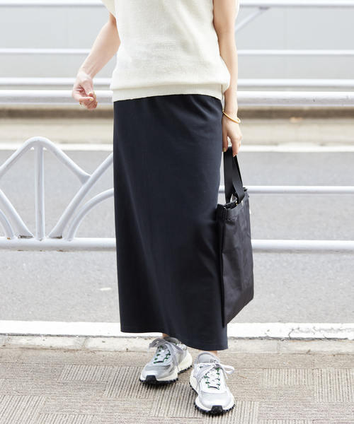 SLOBE IENA(スローブイエナ)の「《WEB限定/追加》40/-ポンチIラインスカート(スカート・レディース・ブラック/ベージュ・38)」の16枚目の写真