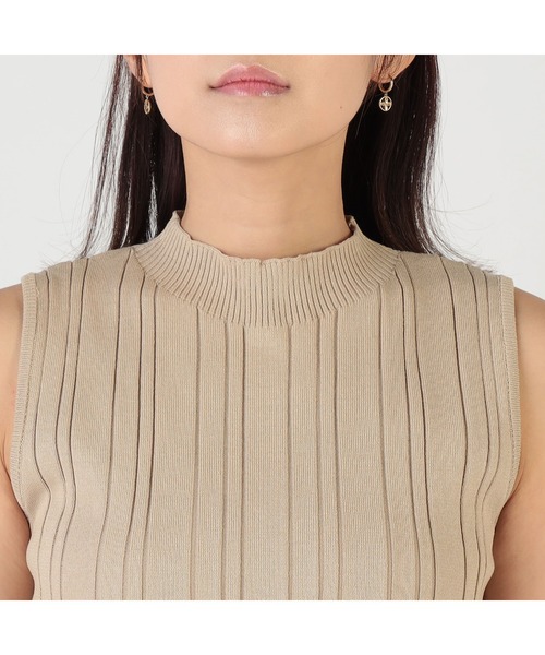 CECIL McBEE（セシルマクビー）の「接触冷感ウォッシャブル　ランダムリブノースリプルオーバー（タンクトップ・レディース・ブラック/オフホワイト/ブルー/ピンク/グリーン/ベージュ/モカ/ネイビー・MEDIUM）」の14枚目の写真