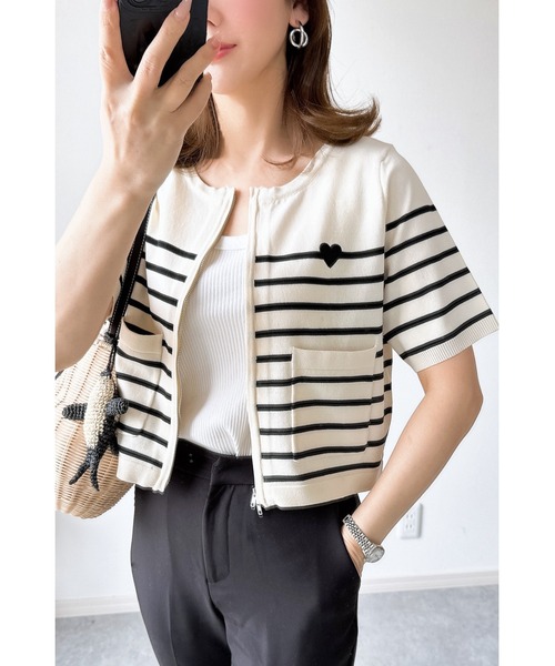 &. NOSTALGIA(アンドドットノスタルジア)の「【ZOZO限定】スポンディッシュジップショートカーデ(カーディガン/ボレロ・レディース・ブラック/ホワイト×ブラック/アイボリー・M)」の1枚目の写真