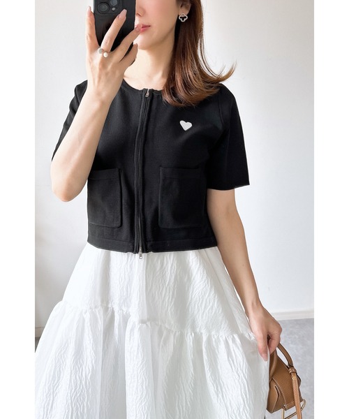 &. NOSTALGIA(アンドドットノスタルジア)の「【ZOZO限定】スポンディッシュジップショートカーデ(カーディガン/ボレロ・レディース・ブラック/ホワイト×ブラック/アイボリー・M)」の7枚目の写真