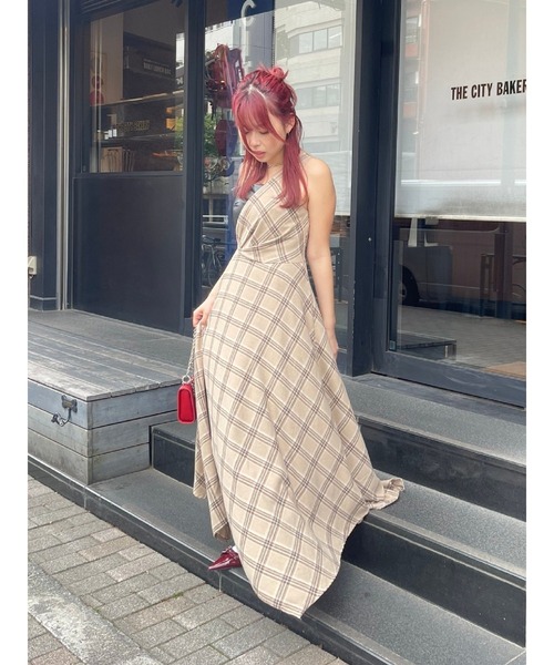 EVRIS(エヴリス)の「フェイクレザードッキングチェックロングワンピース(ワンピース・レディース・ベージュ/ブラック/ネイビー・SMALL/MEDIUM)」の22枚目の写真