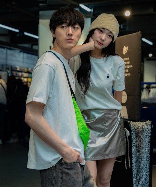 ALAND（エーランド）の「【UNISEX】ALAND／ALOGOワッペンT（Tシャツ/カットソー・レディース・ダークブラウン/ピンク/ネイビー/ホワイト/ブラック・SMALL/LARGE/MEDIUM）」の13枚目の写真