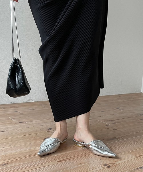 wee9s（ウィークス）の「daily daily super stretch pleats skirt / セルフカット可能なスーパーストレッチプリーツスカート [スーパーロング]（スカート・レディース・ブラック・LONG）」の3枚目の写真