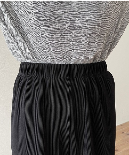 wee9s（ウィークス）の「daily daily super stretch pleats skirt / セルフカット可能なスーパーストレッチプリーツスカート [スーパーロング]（スカート・レディース・ブラック・LONG）」の15枚目の写真