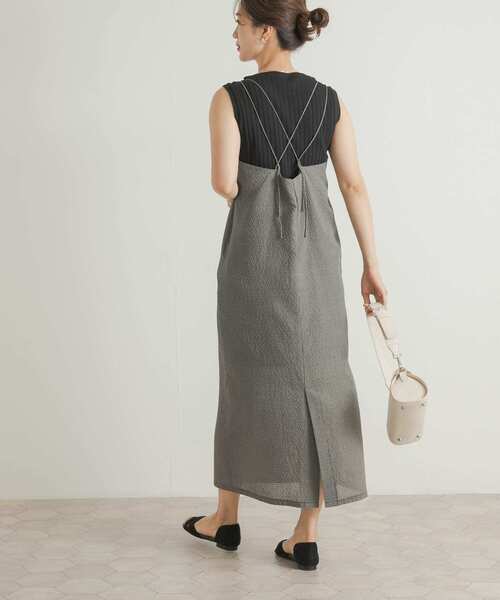 URBAN RESEARCH DOORS（アーバンリサーチドアーズ）の「チェック柄ストレートキャミワンピース（ワンピース・レディース・グリーン/ブラック・MEDIUM）」の12枚目の写真