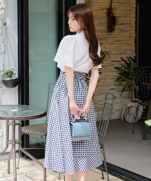 SWINGLE（スウィングル）の「ビットベルトヘム切替フレアスカート（スカート・レディース・ブラック系その他5/ネイビー/クリーム・FREE）」の10枚目の写真