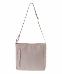 MK MICHEL KLEIN（エムケーミッシェルクラン）の「[撥水加工]ナイロンスクエアショルダーバッグ（ショルダーバッグ）」