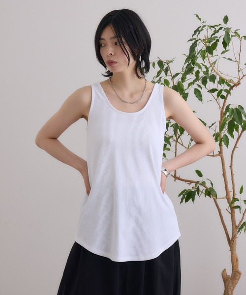 ROSIEE(ロージー)の「ROSIEE 2WAYリブタンク(タンクトップ・レディース・ブラック/ホワイト・FREE)」の4枚目の写真