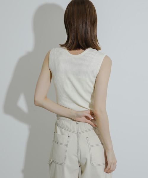 SENSE OF PLACE by URBAN RESEARCH（センスオブプレイスバイアーバンリサーチ）の「2WAYノースリーブセーター（ニット/セーター・レディース・ブラウン/イエロー/ブラック/オフホワイト・ONE）」の7枚目の写真