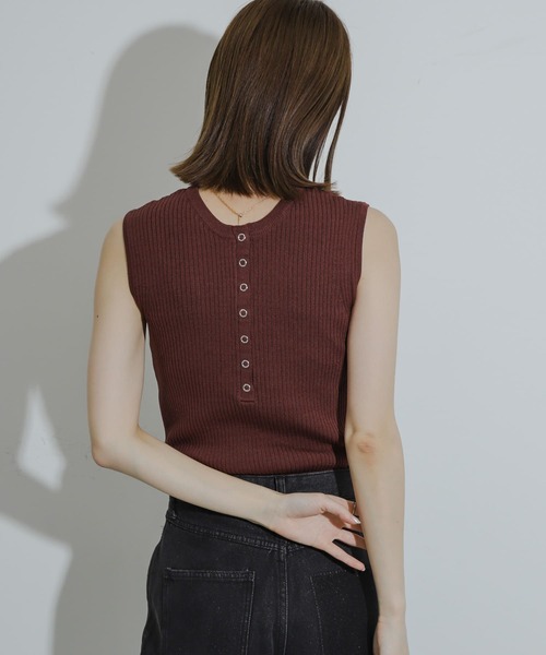 SENSE OF PLACE by URBAN RESEARCH（センスオブプレイスバイアーバンリサーチ）の「2WAYノースリーブセーター（ニット/セーター・レディース・ブラウン/イエロー/ブラック/オフホワイト・ONE）」の14枚目の写真