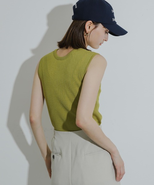 SENSE OF PLACE by URBAN RESEARCH（センスオブプレイスバイアーバンリサーチ）の「2WAYノースリーブセーター（ニット/セーター・レディース・ブラウン/イエロー/ブラック/オフホワイト・ONE）」の21枚目の写真