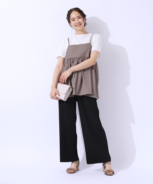 SHOO・LA・RUE（シューラルー）の「【高レビュー/洗える】ゆるリラックス プリーツイージーパンツ（その他パンツ・レディース・ダークグレー/ブラック/キャメル/ライトベージュ/ブルー系その他・02/03/04）」の18枚目の写真