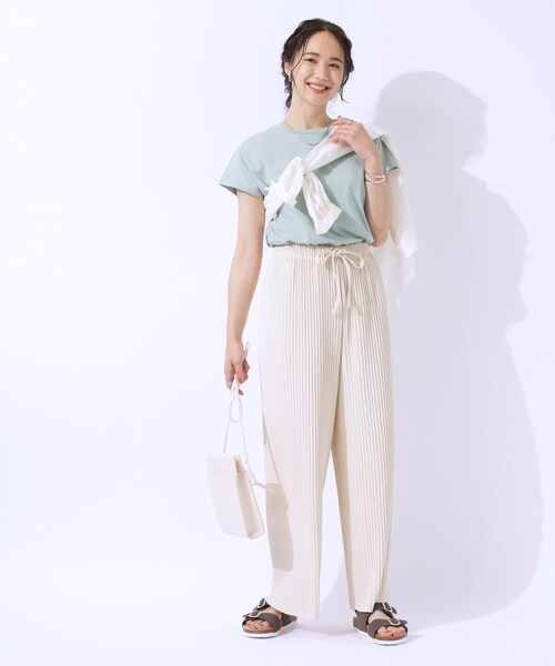 SHOO・LA・RUE（シューラルー）の「【高レビュー/洗える】ゆるリラックス プリーツイージーパンツ（その他パンツ・レディース・ダークグレー/ブラック/キャメル/ライトベージュ/ブルー系その他・02/03/04）」の20枚目の写真