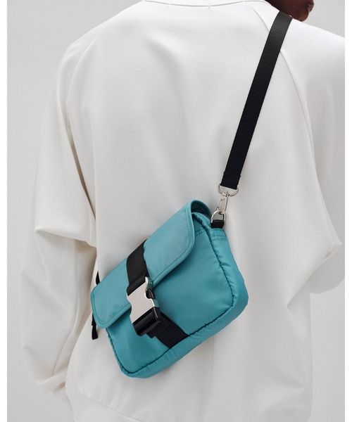 SOPHNET.（ソフネット）の「SMALL CROSSBODY BAG（ボディバッグ/ウエストポーチ・メンズ・ブラック/ブルー・FREE）」の11枚目の写真