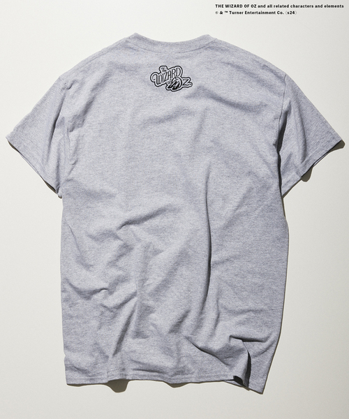 JOURNAL STANDARD relume（ジャーナルスタンダード　レリューム）の「THE WIZARD OF OZ / オズの魔法使い 別注 プリントTシャツ（Tシャツ/カットソー・メンズ・グレー/ブラック/ホワイト・MEDIUM/LARGE）」の9枚目の写真