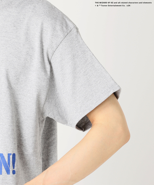 JOURNAL STANDARD relume（ジャーナルスタンダード　レリューム）の「THE WIZARD OF OZ / オズの魔法使い 別注 プリントTシャツ（Tシャツ/カットソー・メンズ・グレー/ブラック/ホワイト・MEDIUM/LARGE）」の21枚目の写真
