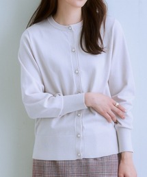 7days Life Styling | パール調ボタンクルーネック万能ニットカーディガン（静電防止・毛玉になりにくい・UVカット・タンブル乾燥OK）(カーディガン/ボレロ)