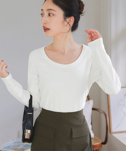 KOBE LETTUCE(コウベレタス)の「シルクタッチコットン深UネックTシャツ(Tシャツ/カットソー・レディース・オフホワイト/ベージュ/ブラック/アイボリー系/ブラック系/アイボリー系1/ベージュ系/ホワイト系・L/M/L1/M1)」の3枚目の写真