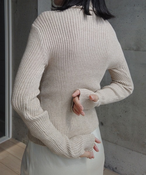 y/m by RIKA（イムバイリカ）の「MIXニットハイネックトップス（ニット/セーター・レディース・ベージュ/チャコールグレー/カーキ・FREE）」の9枚目の写真