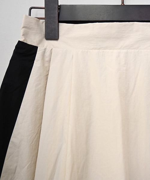 STYLEBLOCK(スタイルブロック)の「Nタフタバルーンラインスカート(スカート・レディース・ホワイト系その他/カーキ/グレー/ブラック・M)」の9枚目の写真