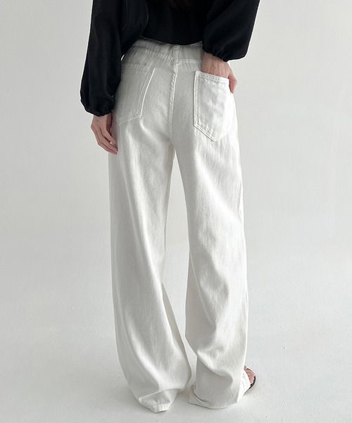 LAFFMO（ラフモ）の「ドロスト付きワイドデニムパンツ（デニムパンツ・レディース・ホワイト/ブルー・L/M）」の22枚目の写真