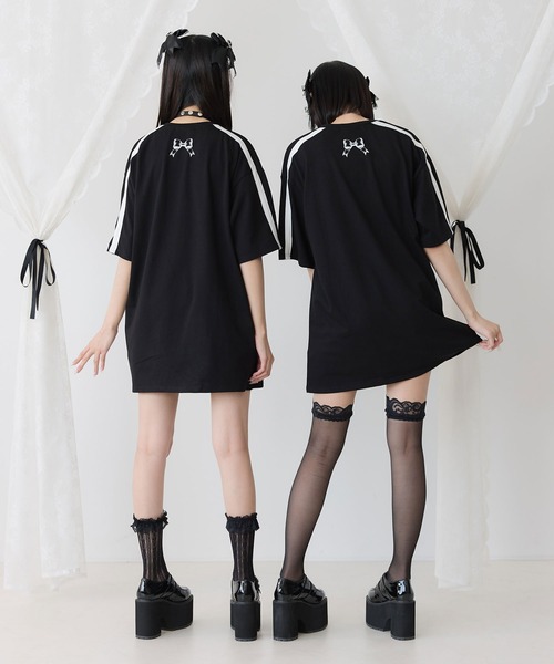 DearMyLove(ディアマイラブ)の「選べるプリントビッグT(Tシャツ/カットソー・レディース・ブラック×レッド/ホワイト系その他2/ホワイト系その他3/ホワイト系その他4/ホワイト系その他5/ブラック系その他2/ブラック×ベージュ/ブラック×ホワイト/ホワイト系その他/ブラック系その他/ホワイト/ブラック・FREE)」の13枚目の写真