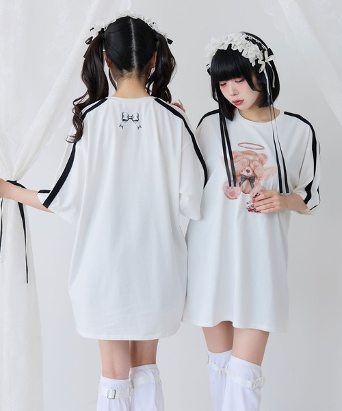 DearMyLove(ディアマイラブ)の「選べるプリントビッグT(Tシャツ/カットソー・レディース・ブラック×レッド/ホワイト系その他2/ホワイト系その他3/ホワイト系その他4/ホワイト系その他5/ブラック系その他2/ブラック×ベージュ/ブラック×ホワイト/ホワイト系その他/ブラック系その他/ホワイト/ブラック・FREE)」の19枚目の写真