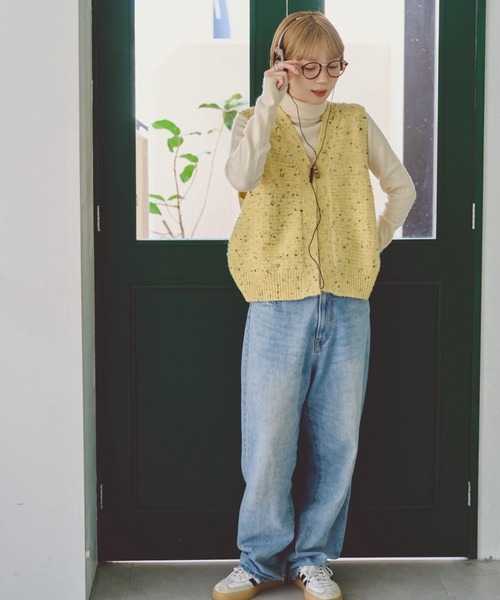 unclip（アンクリップ）の「トグルボタンニットベスト（ベスト・レディース・イエロー/ブラウン・FREE）」の15枚目の写真