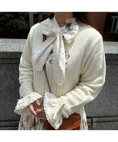 PINK HOUSE（ピンクハウス）の「リボンタイ付きブラウス（シャツ/ブラウス・レディース・ブラック/アイボリー/マルーン/ラベンダー/ピンク・フリー）」の2枚目の写真