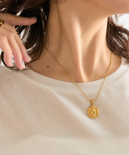 RIVE DROITE（リヴドロワ）の「【R.good(アールドットグッド)】コインショートネックレス（ネックレス・レディース・ゴールド/シルバー・FREE）」の19枚目の写真