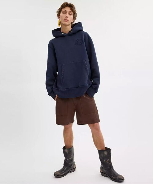 COACH（コーチ）の「オーバーサイズド シグネチャー クレスト フーディー・オーガニック コットン（スウェット・メンズ・ブルー系その他・X-SMALL/MEDIUM/SMALL）」の3枚目の写真