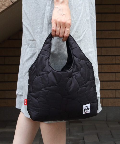 CHUMS(チャムス)の「CHUMS/チャムス ブービー ステッチミニトートバッグ Booby Stitch Mini Tote Bag(ハンドバッグ・レディース・レッド/ブラック/オリーブ・FREE)」の4枚目の写真