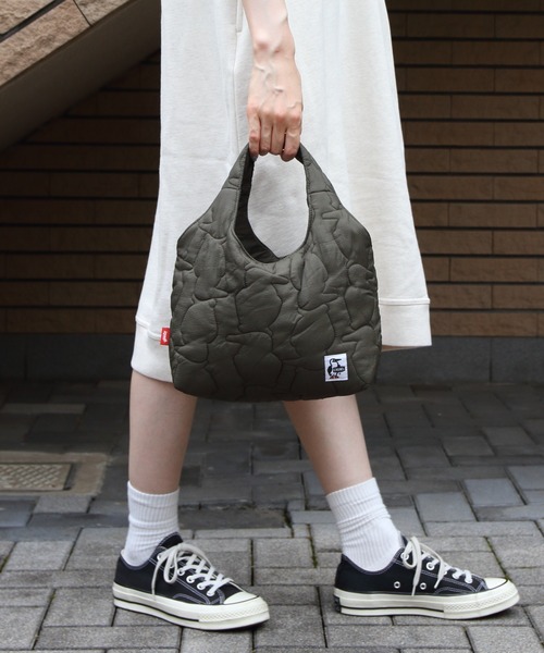 CHUMS(チャムス)の「CHUMS/チャムス ブービー ステッチミニトートバッグ Booby Stitch Mini Tote Bag(ハンドバッグ・レディース・レッド/ブラック/オリーブ・FREE)」の7枚目の写真