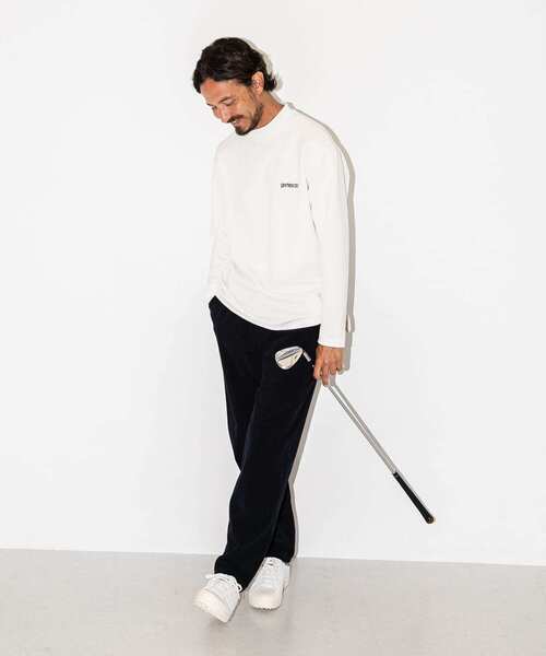 URBAN RESEARCH Sonny Label(アーバンリサーチサニーレーベル)の「OOPS×RYUAMBE モックネックロングスリーブTシャツ(Tシャツ/カットソー・メンズ・ブラック/ネイビー/ホワイト・LARGE/MEDIUM)」の11枚目の写真