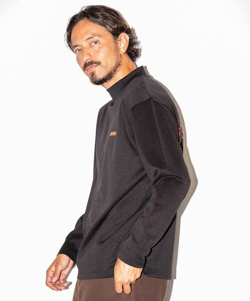 URBAN RESEARCH Sonny Label(アーバンリサーチサニーレーベル)の「OOPS×RYUAMBE モックネックロングスリーブTシャツ(Tシャツ/カットソー・メンズ・ブラック/ネイビー/ホワイト・LARGE/MEDIUM)」の17枚目の写真